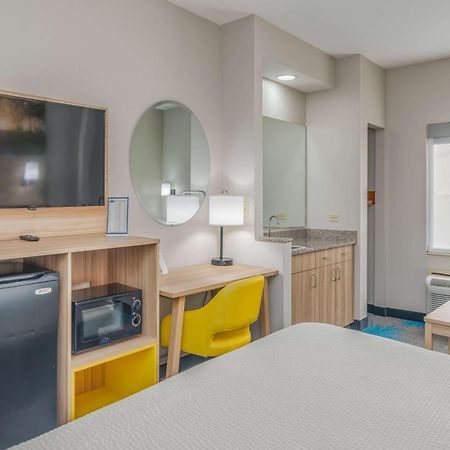 Days Inn & Suites By Wyndham Prattville-Montgomery Eksteriør bilde