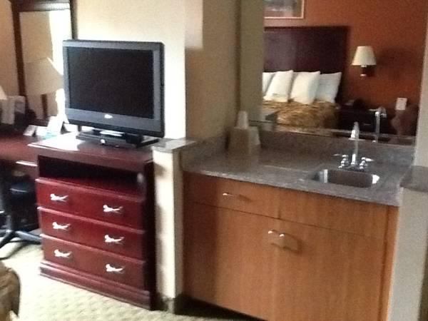 Days Inn & Suites By Wyndham Prattville-Montgomery Eksteriør bilde