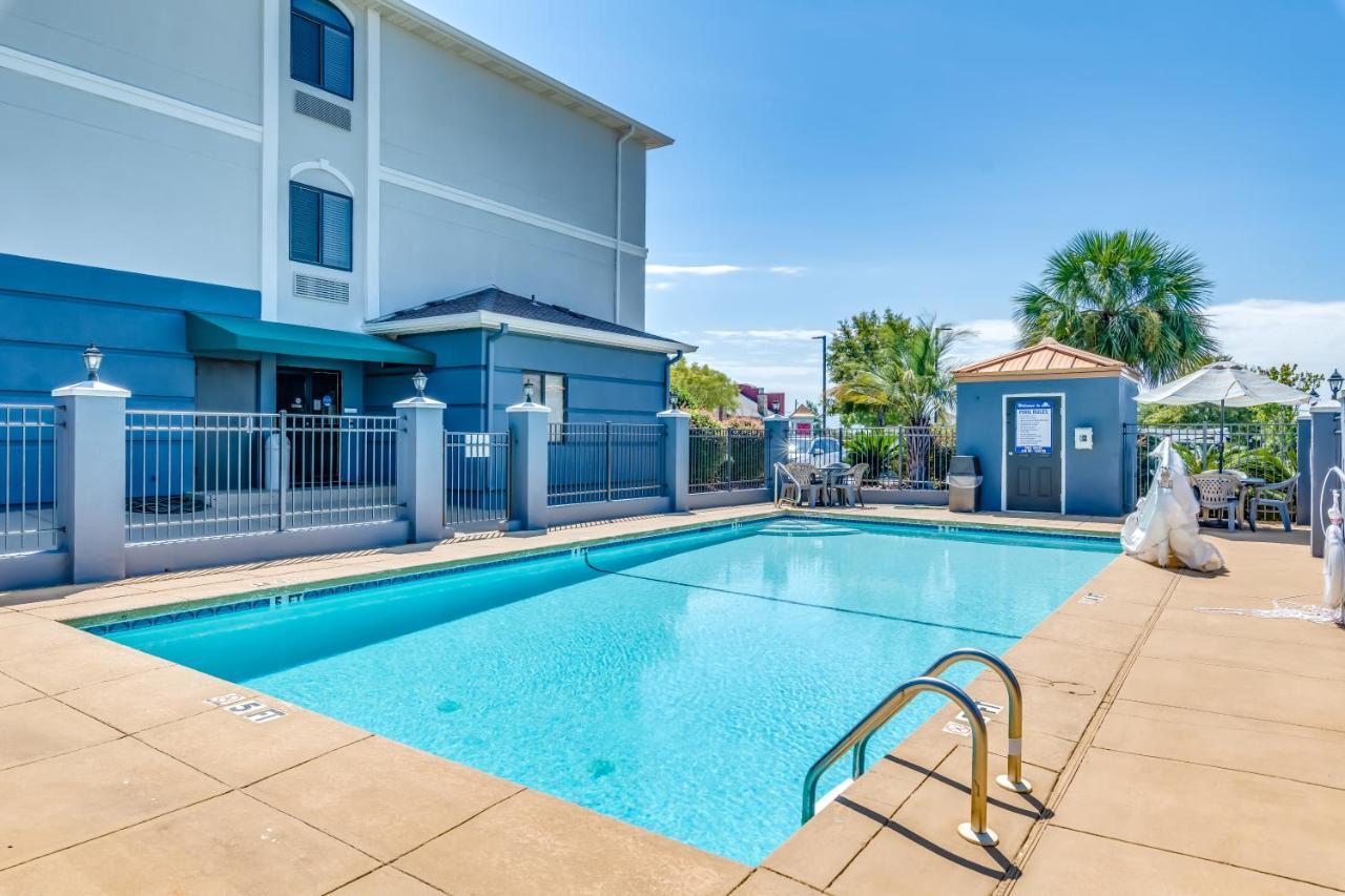 Days Inn & Suites By Wyndham Prattville-Montgomery Eksteriør bilde