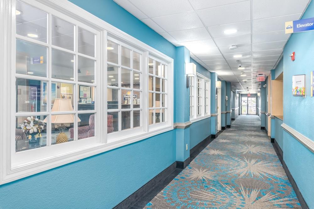Days Inn & Suites By Wyndham Prattville-Montgomery Eksteriør bilde
