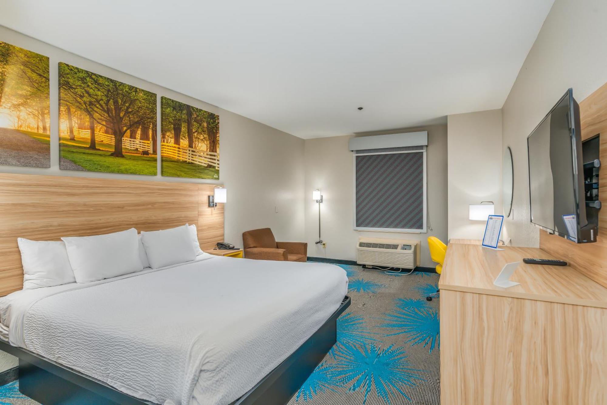Days Inn & Suites By Wyndham Prattville-Montgomery Eksteriør bilde