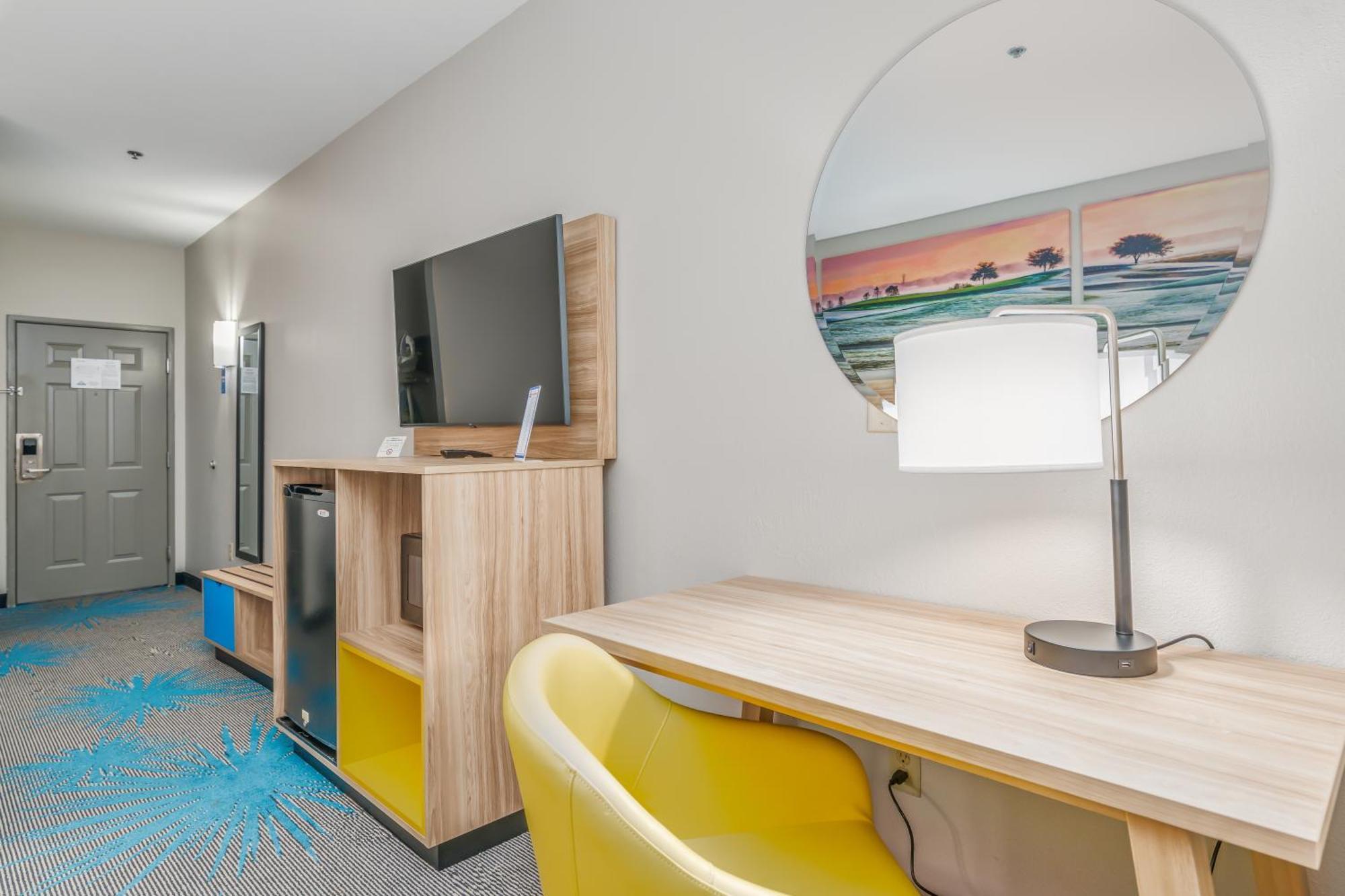 Days Inn & Suites By Wyndham Prattville-Montgomery Eksteriør bilde