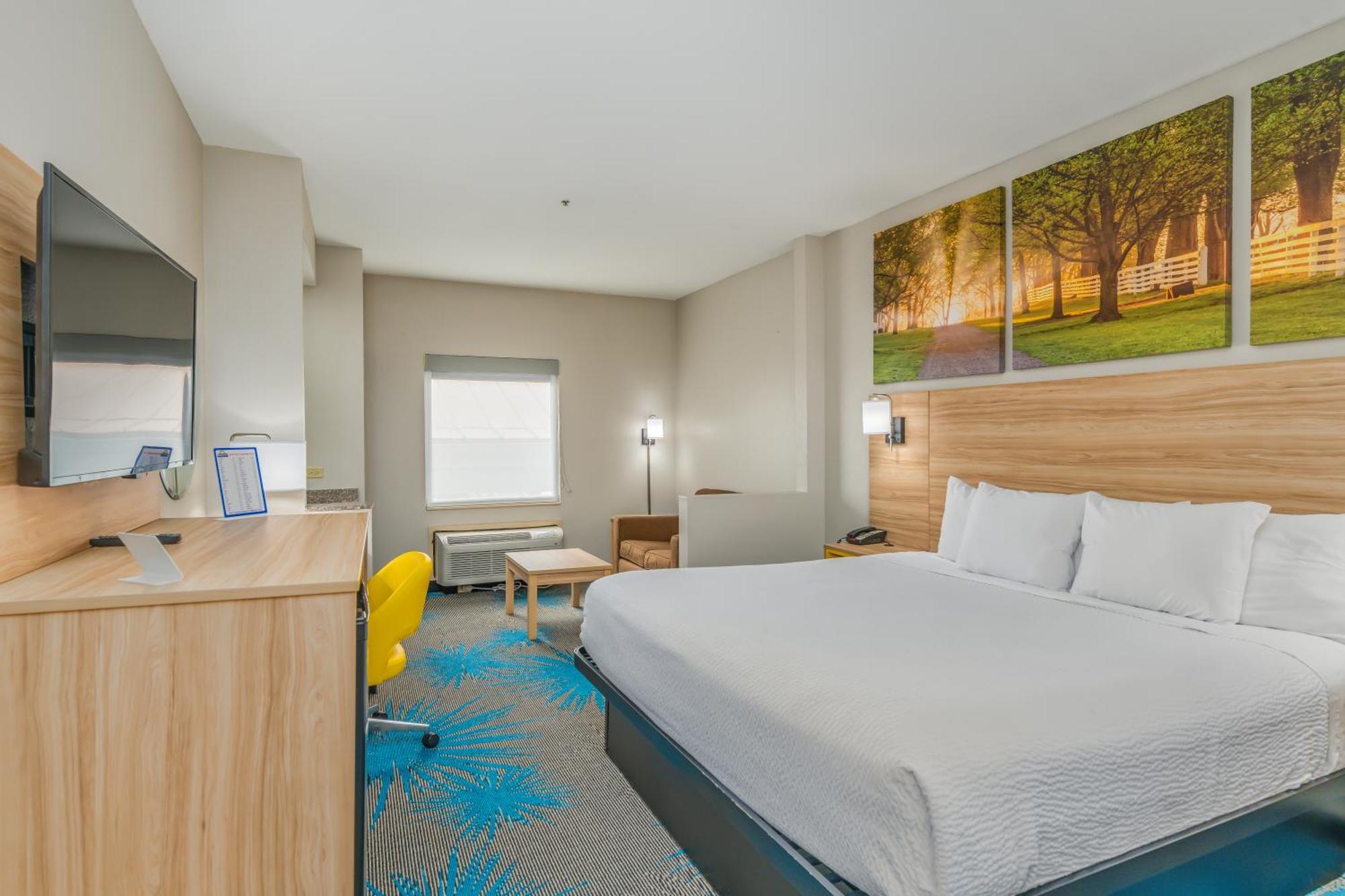 Days Inn & Suites By Wyndham Prattville-Montgomery Eksteriør bilde