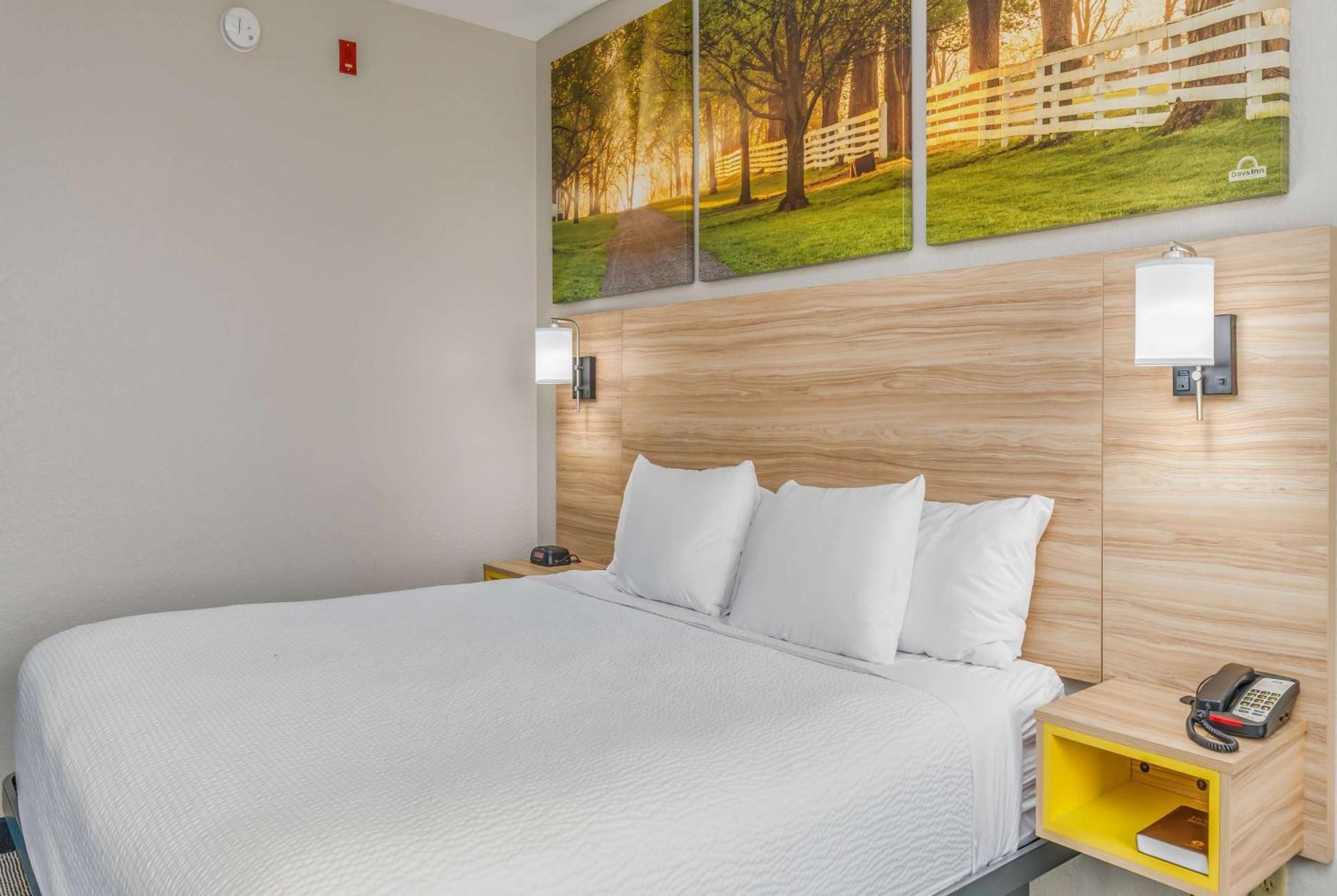 Days Inn & Suites By Wyndham Prattville-Montgomery Eksteriør bilde
